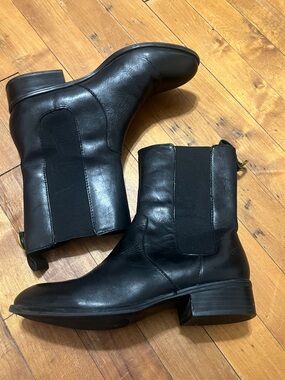 Lauren Ralph Lauren Black Leather Ankle Boots